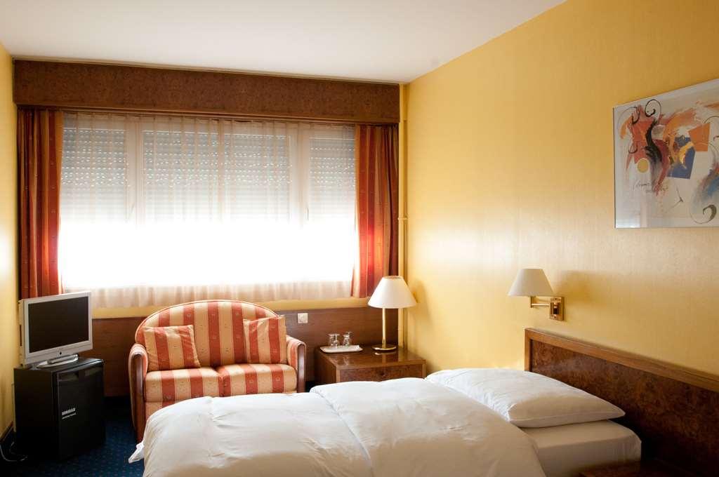 Hostellerie De La Vendee Lancy Zimmer foto