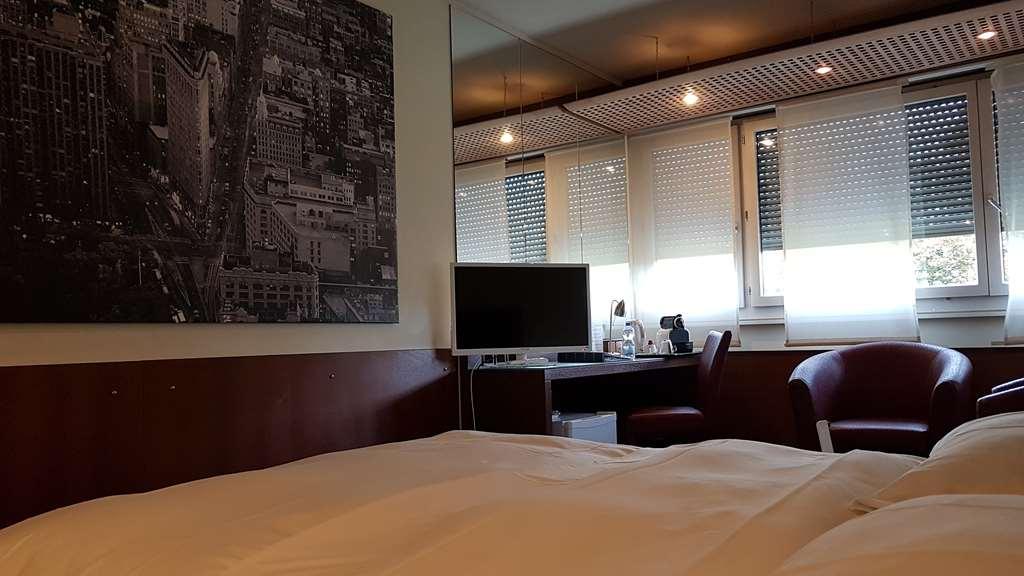 Hostellerie De La Vendee Lancy Zimmer foto